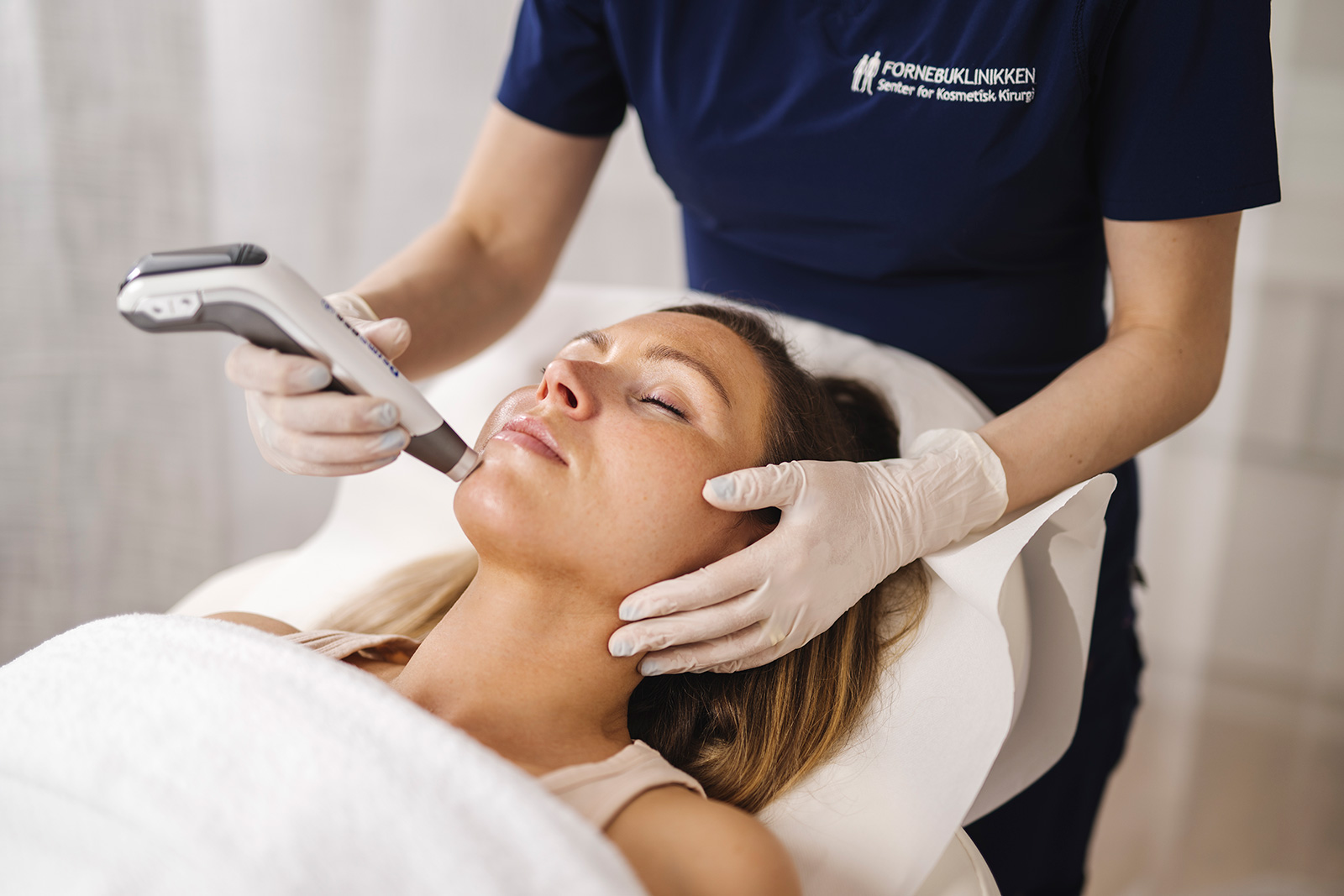 Fornebuklinikken-ikke-beskj%C3%A6rt_BAW_16