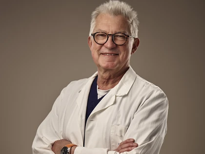 Dr. Marius Barstad