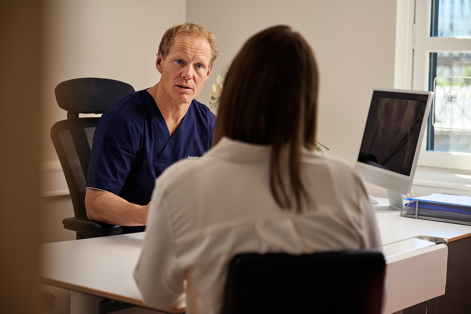 Konsultasjon med Dr. Jarle Vik om hofteprotese Fornebuklinikken